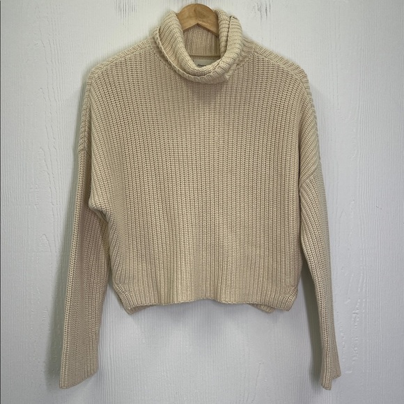 Abercrombie & Fitch - Cream Ribbed Chunky Knit Turtleneck Sweater Size XS - Picture 8 of 11